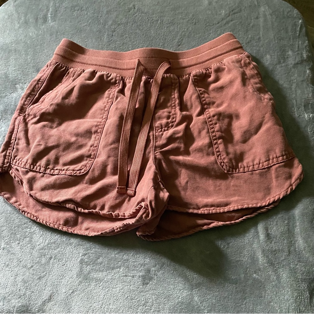 Maurices Brown Athletic Shorts Relaxed Fit Women’s Size XS Stretch Pull On